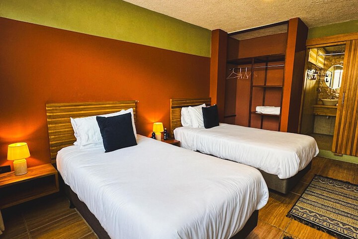 Room 3 of 14