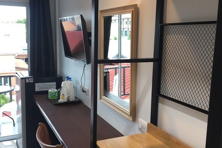 Room 9 of 52