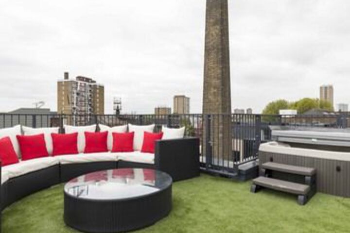 Terrace/Patio 27 of 28