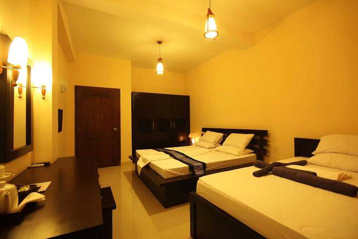 Sanoreech Hotel