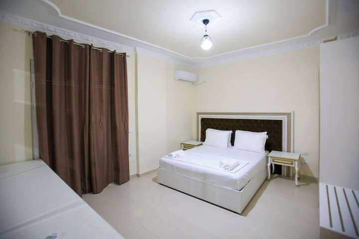 Room 30 of 95
