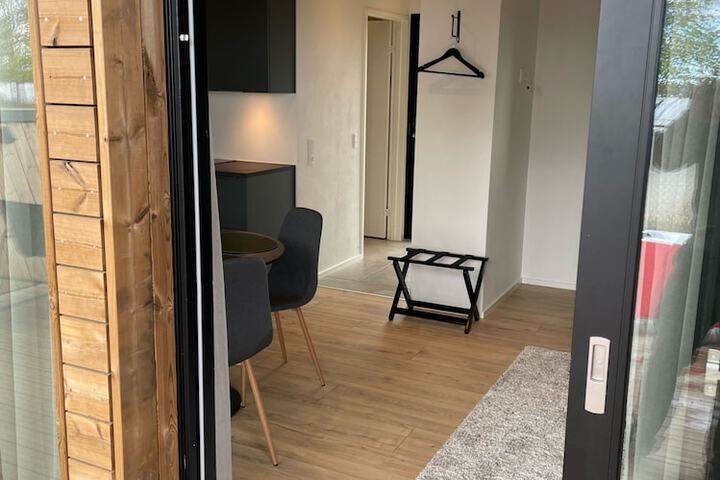 Room 17 of 46
