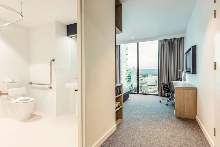 Room 11 of 45