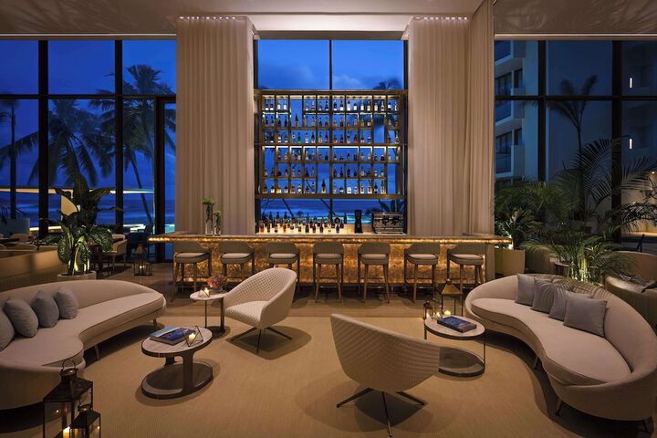 Lounge 199 of 265