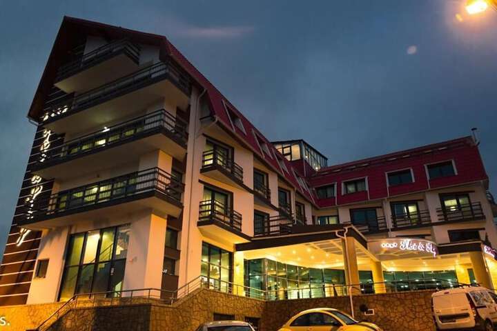 Hotel 38 of 45