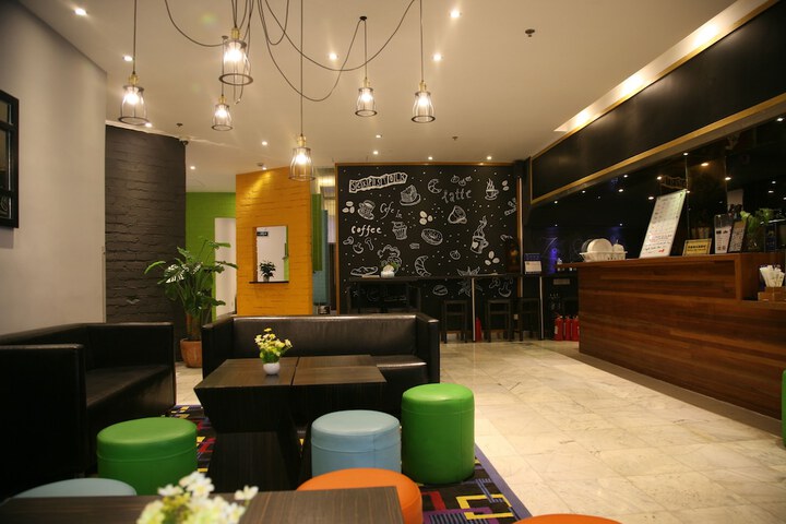 Guest Lobby