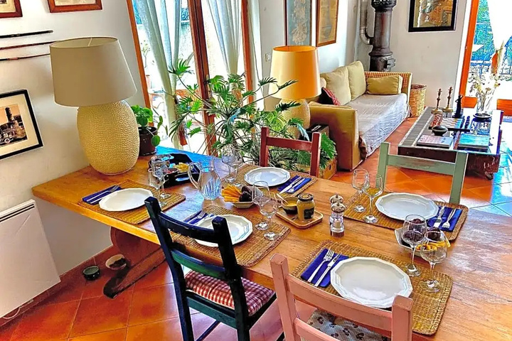 Dining 20 of 20