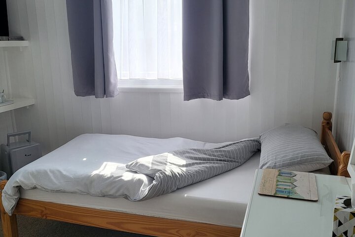 Room 15 of 49