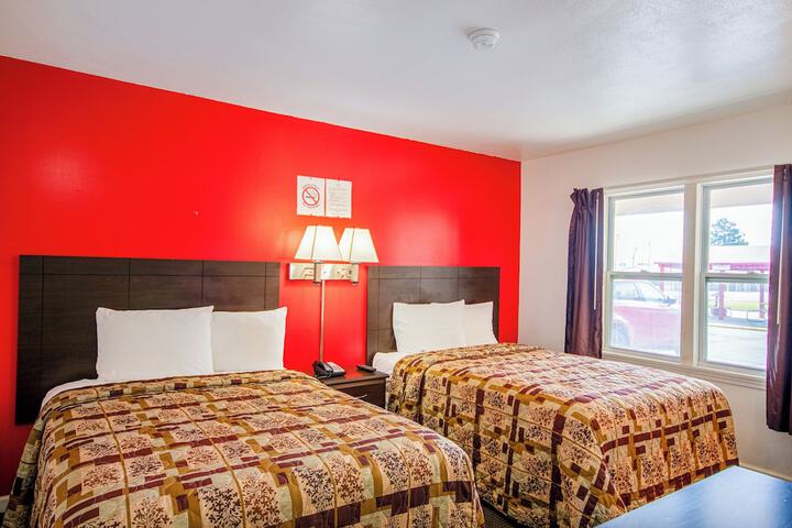 Room 15 of 106