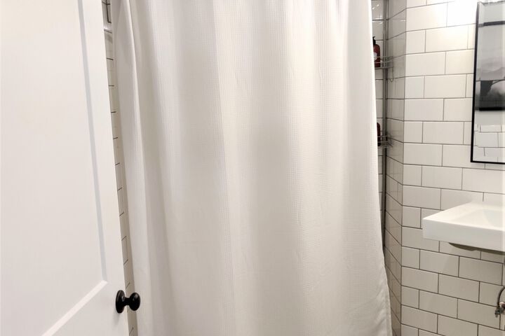 Room 11 of 50