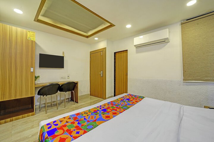Room 20 of 29