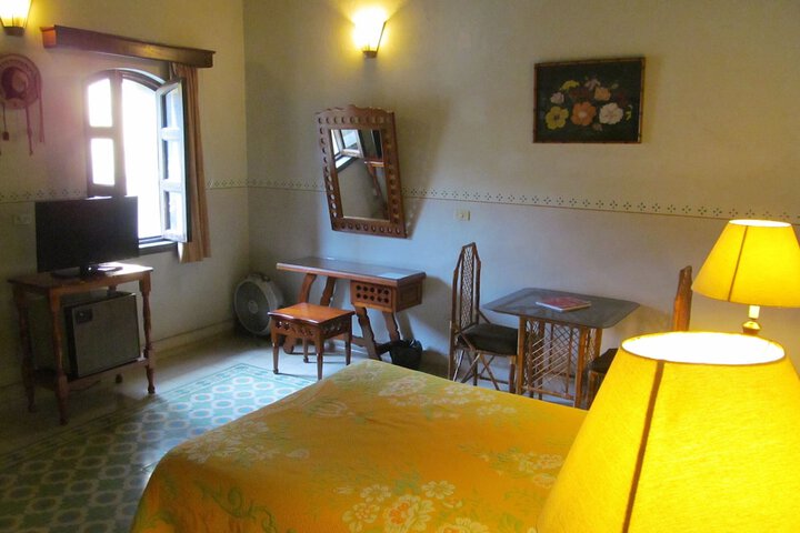 Room 10 of 45