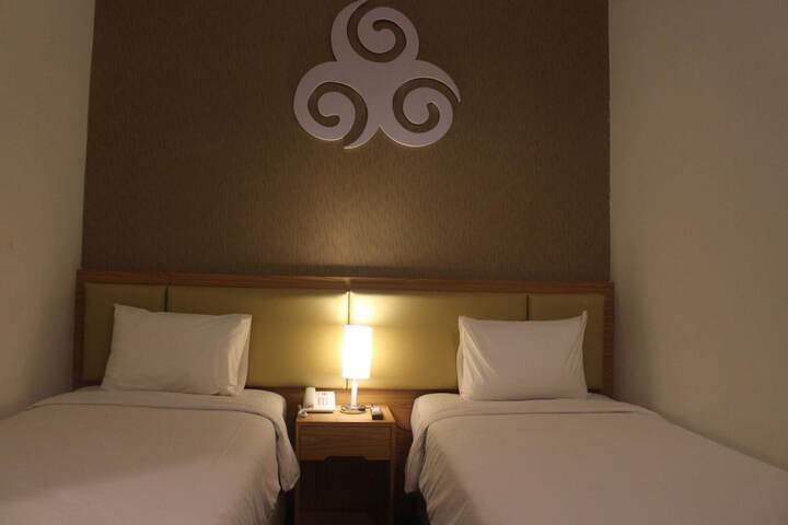 Room 11 of 55