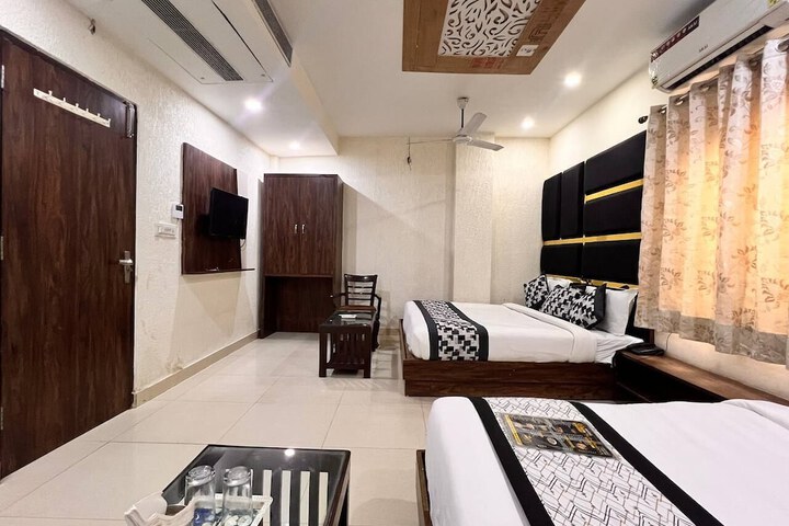 Room 9 of 46