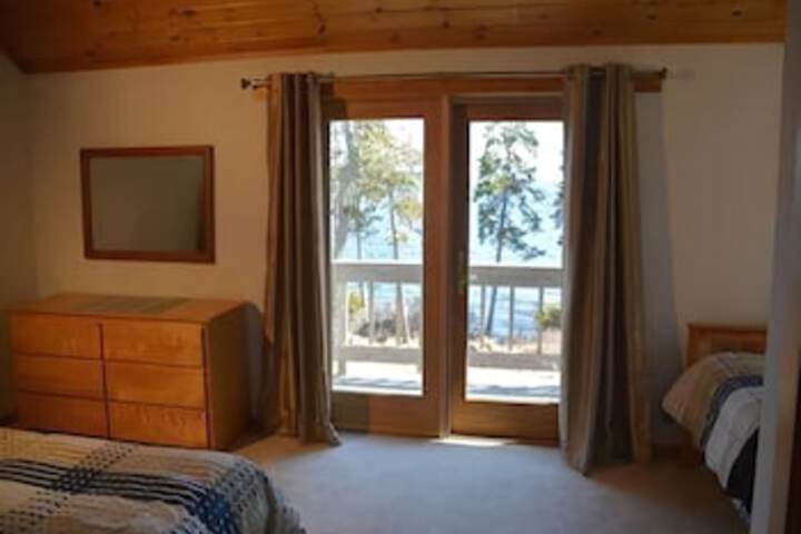 Room 17 of 20
