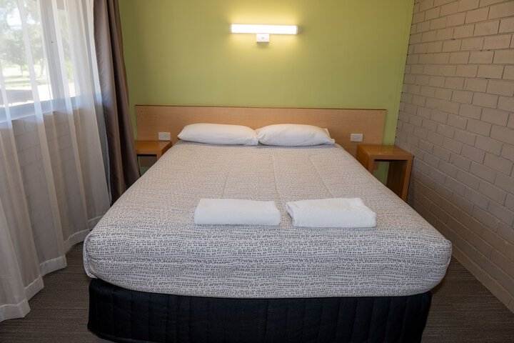 Room 14 of 82