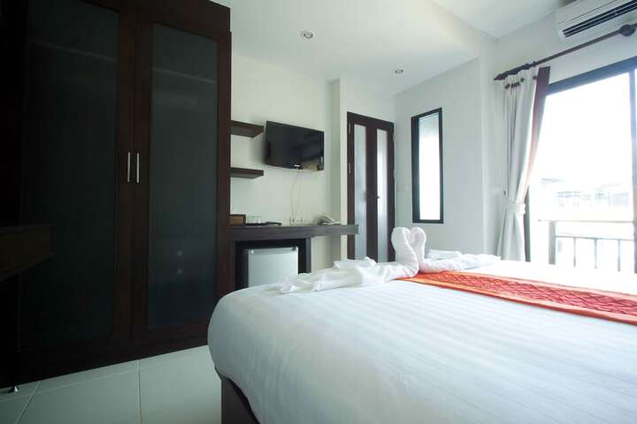 Room 8 of 53