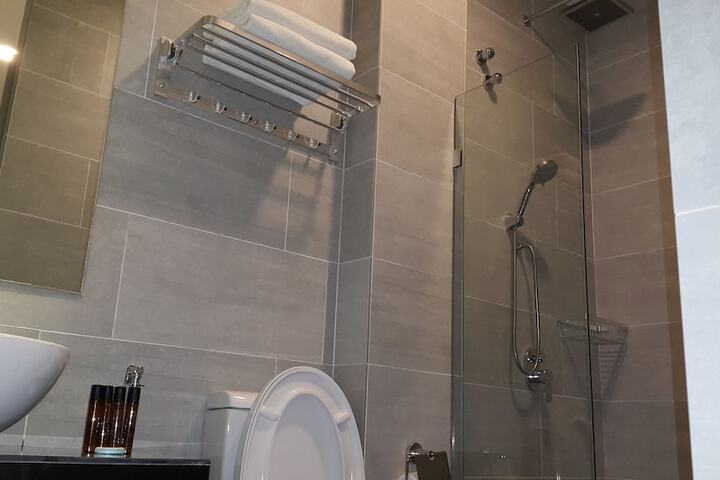 Clean Restrooms