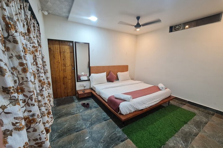 Room 21 of 66