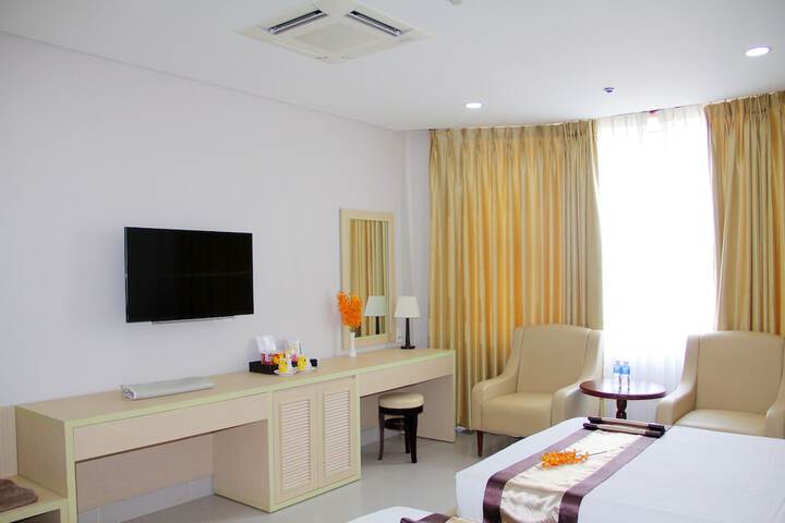 Room 16 of 52