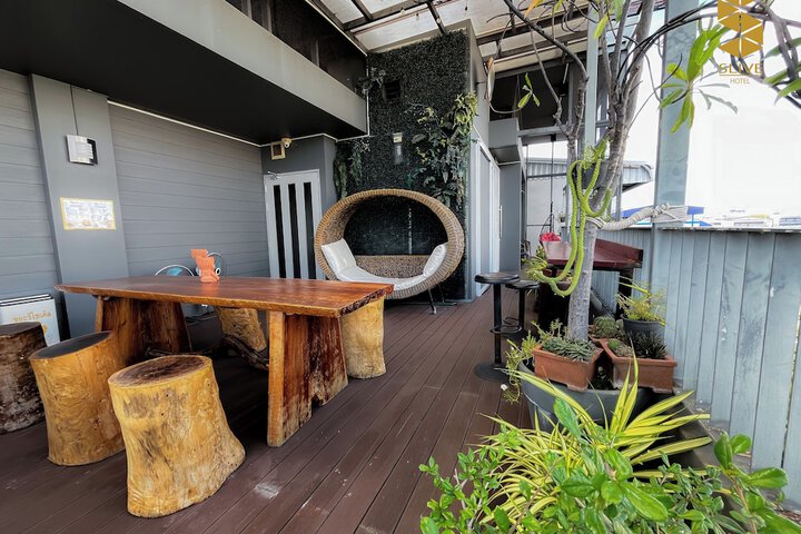Terrace/Patio 33 of 52