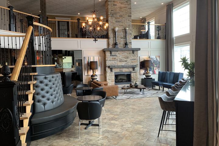 Hotel Lobby