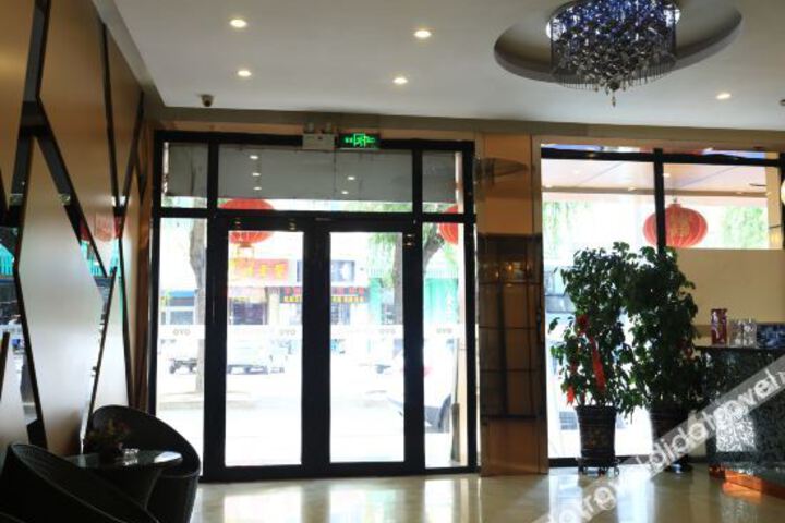 Hotel Interior 27 of 41