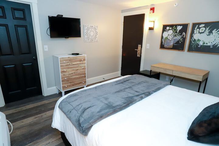 Room 36 of 140