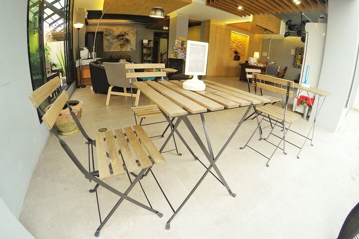 Guest Lobby