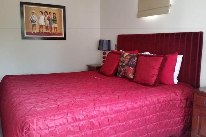 Room 3 of 43