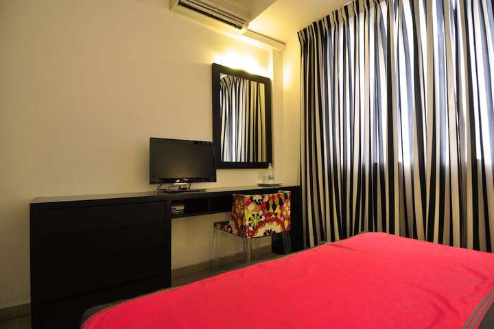 Room 19 of 40