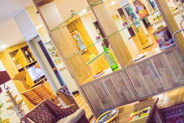 Guest Lobby