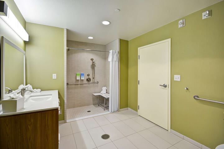 Bathroom shower