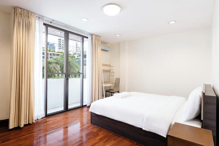 Room 14 of 63