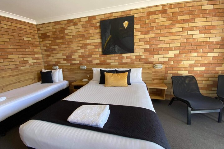 Room 8 of 31
