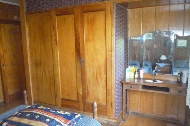 Room 6 of 36