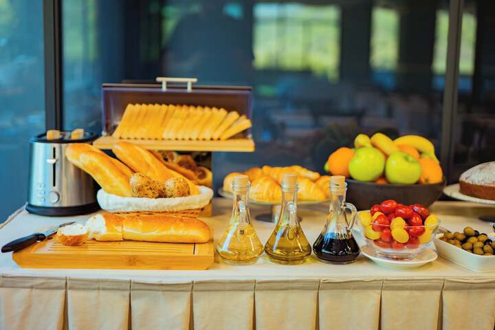 Breakfast/Coffee Service 38 of 41