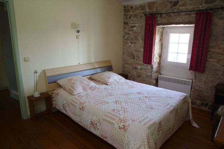 Room 8 of 23
