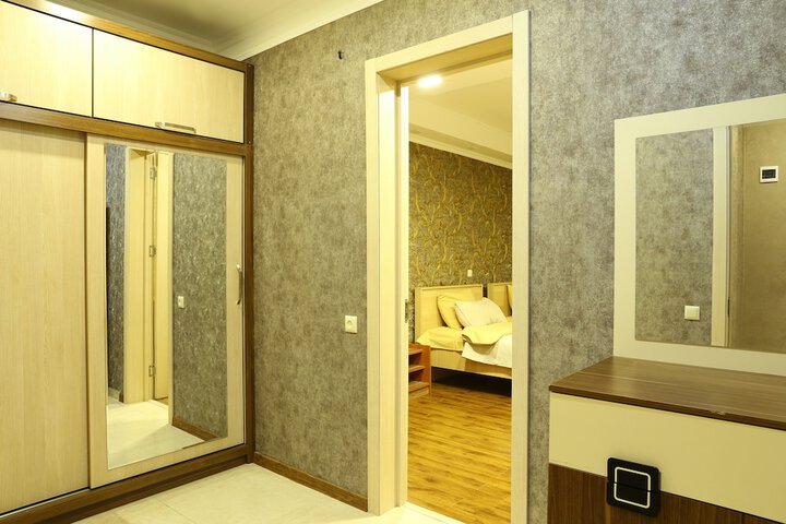 Room 15 of 110