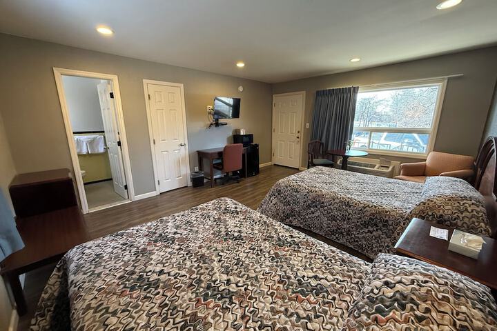 Room 15 of 65