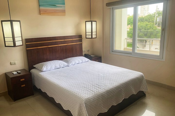 Room 3 of 32