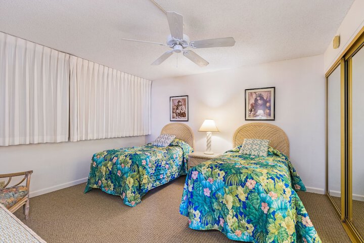 Room 37 of 484