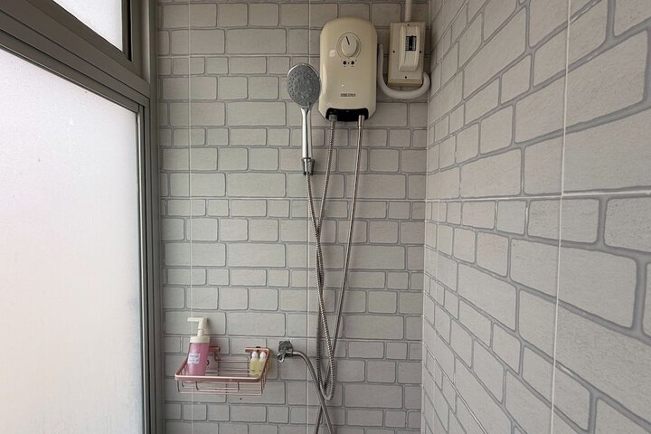 Room 32 of 57