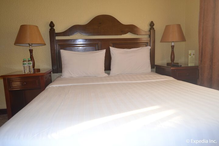Room 12 of 46
