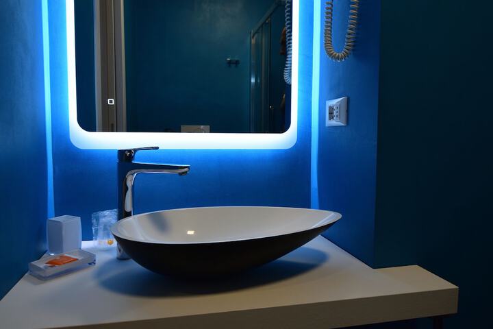 Room 45 of 51
