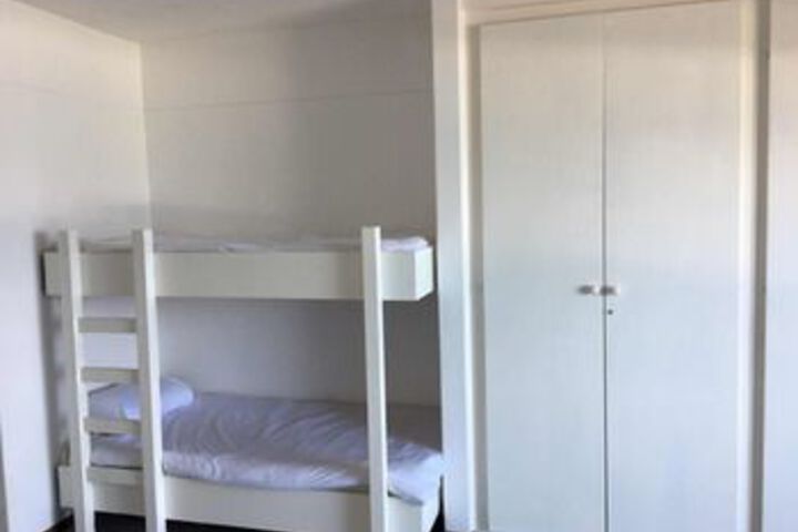 Room 16 of 22