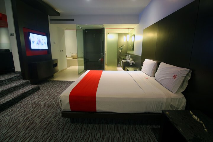 Room 14 of 42