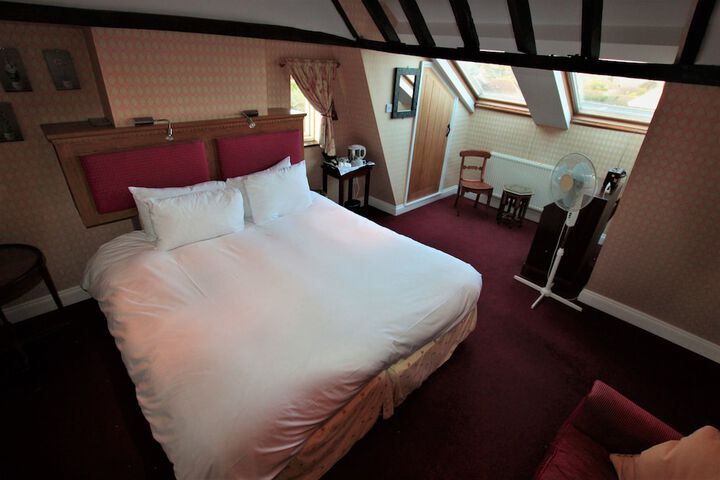 Room 15 of 67