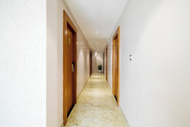 Hotel Interior 2 of 31