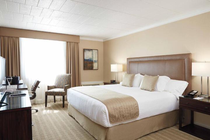 2 Double Beds (11 of 17)